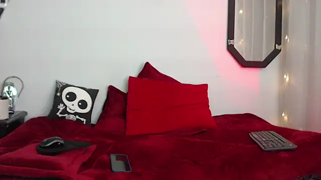 Amy Aloqua online show from February 6, 4:21 pm