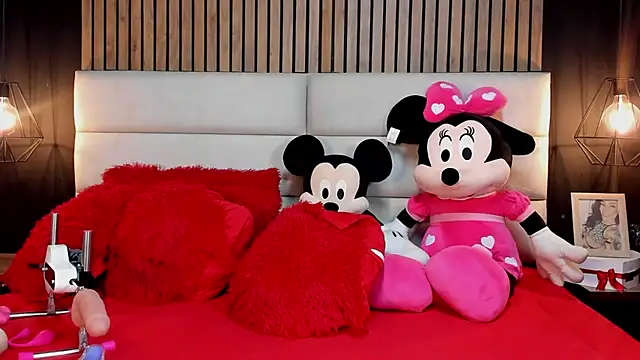 NiicolleMiller online show from September 29, 8:14 pm