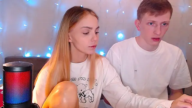 juliaanddima online show from September 21, 10:08 pm