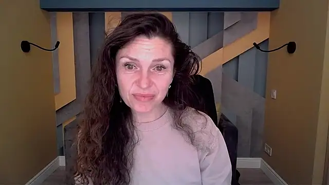 EllaLong online show from March 6, 12:22 pm