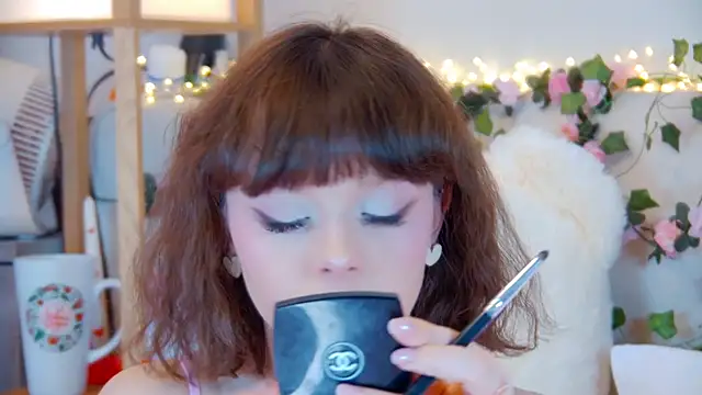 ElisabethDavis online show from March 4, 7:20 pm