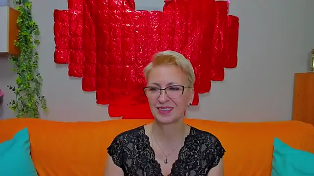 iamyourdream89 online show from March 9, 5:16 pm