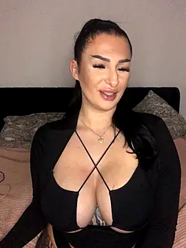 Mia-Bremer online show from November 27, 4:32 pm