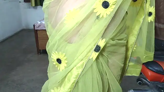 Cute Mahi22 online show from March 1, 2:44 am