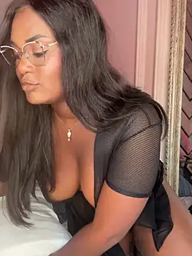 Noa Adams online show from February 18, 8:24 am