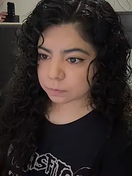 kimmiakiss22 online show from April 14, 7:36 pm