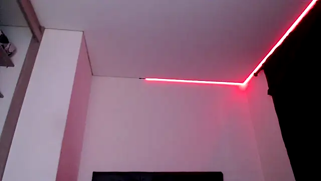 Snapshot of dolcemacca chatting on September 25, 1:26 am dolcemacca online show from September 25, 1:26 am