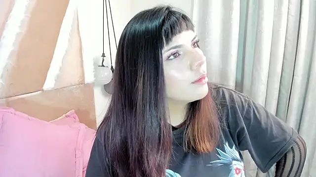 xhinata hyugax online show from October 14, 11:29 pm