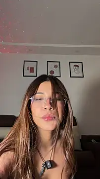 crystal bunny7 online show from April 1, 3:07 am