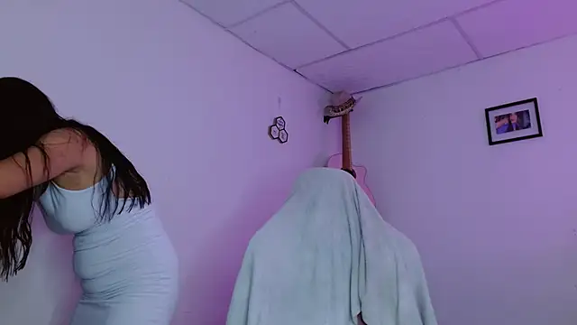 Dakota bumm online show from November 27, 4:43 pm