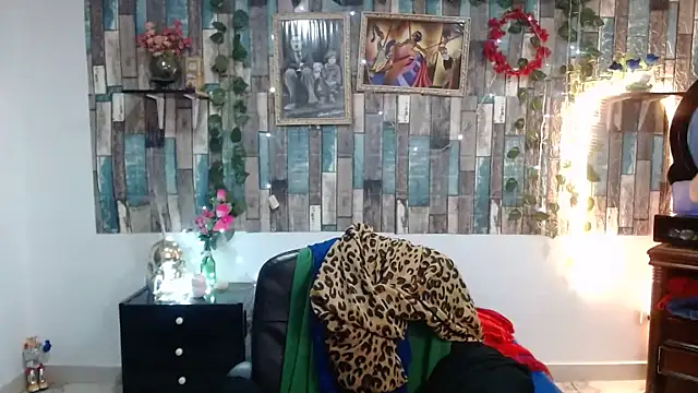 KarimaSarabe online show from February 4, 9:07 pm