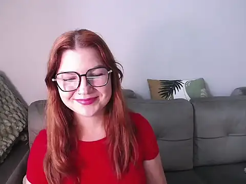 MartinePrettyFeet online show from November 5, 7:13 am