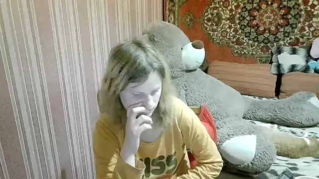 Kathlyn  Heath online show from December 16, 3:40 pm