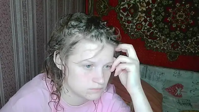 Kathlyn  Heath online show from February 26, 6:29 pm