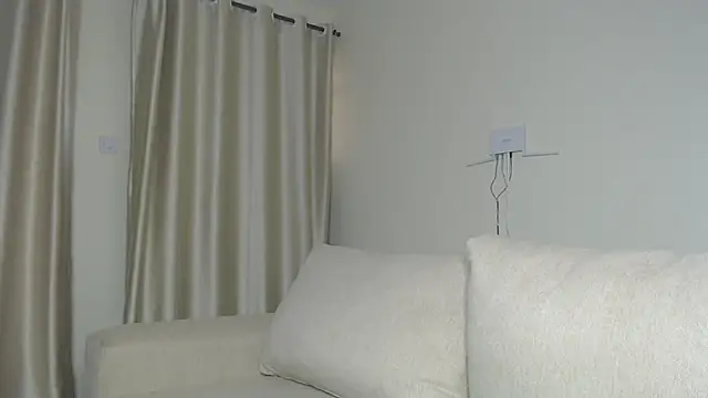 Snapshot of NIKKIE_LOVE chatting on September 29, 9:58 am NIKKIE LOVE online show from September 29, 9:58 am