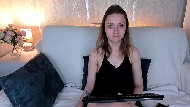 Linda Bryant online show from April 7, 4:47 am