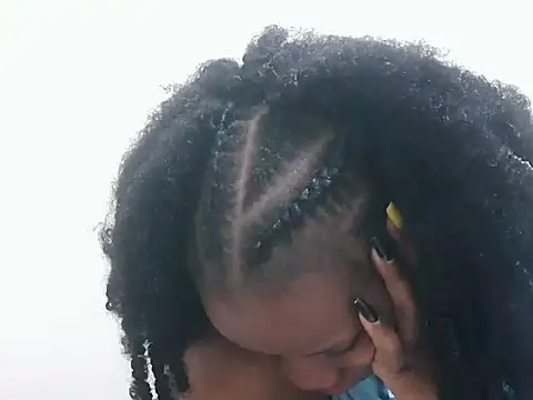 prettybeee online show from January 13, 2:06 am