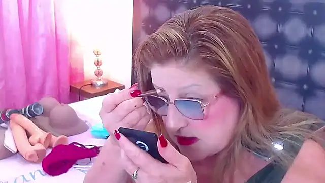 sandra 20 online show from September 22, 11:19 am