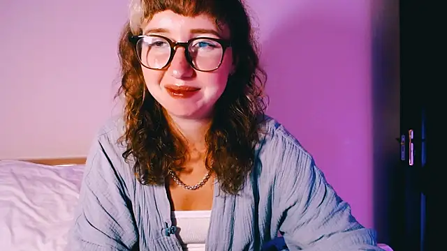 Cosmo Riri online show from March 2, 1:40 pm