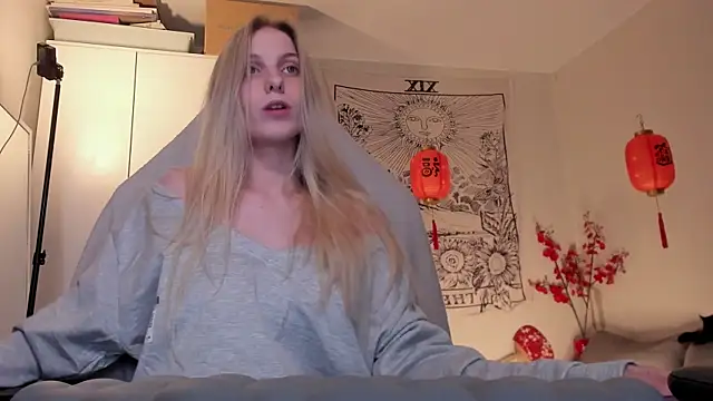 Anna Fink online show from June 16, 8:43 pm