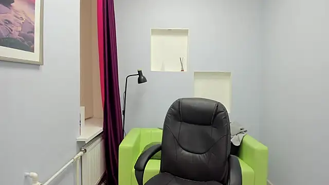 Persephoni online show from March 15, 7:27 pm