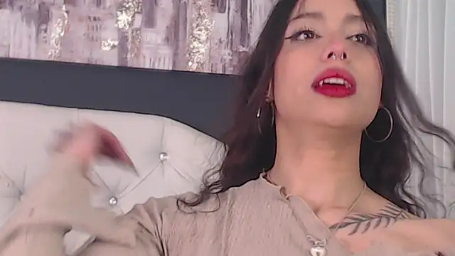 LiaVillalobos online show from September 12, 2:02 pm