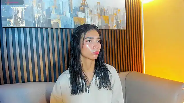 LauraAristizabal online show from March 17, 12:31 pm