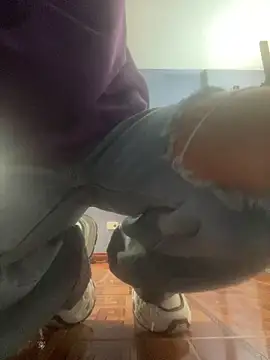 LauraAristizabal online show from April 17, 12:40 pm