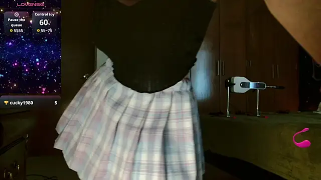 MINI Petite online show from October 16, 6:32 pm