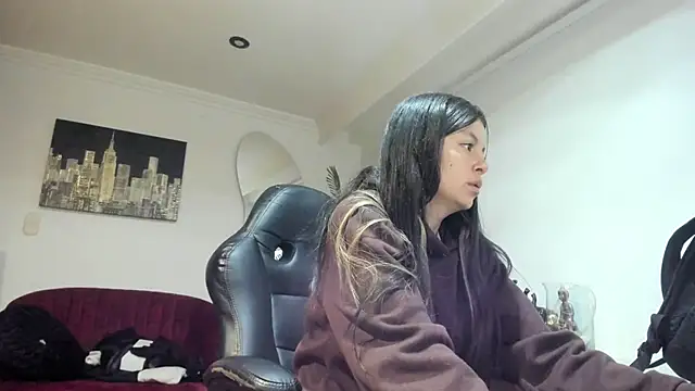 Meghan320 online show from February 18, 11:31 am