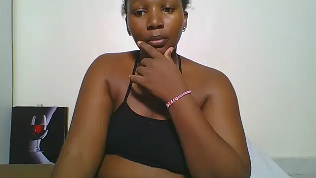 CuteJ online show from April 11, 6:22 pm