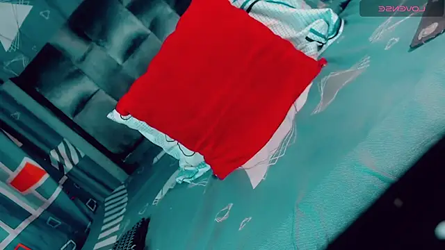 CharlotteBigCock online show from April 17, 2:30 pm