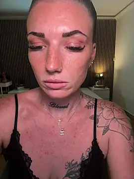 LizaRoxx online show from July 17, 11:08 pm