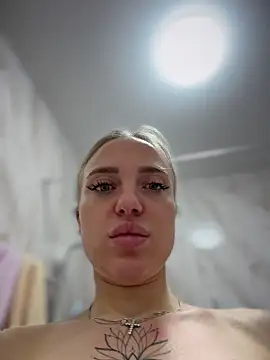 pinkstar  online show from January 18, 6:21 am