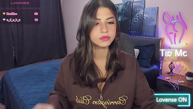 MaryMayson online show from September 26, 5:43 pm