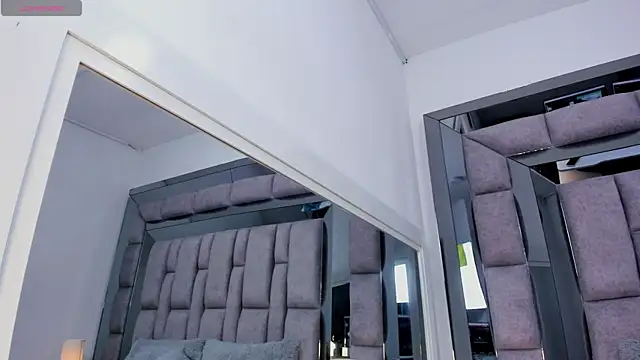 EMMAHILL1 online show from March 20, 2:55 pm