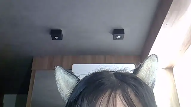 Skinny-Kitten online show from April 4, 3:38 am