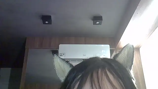 Skinny-Kitten online show from March 6, 11:44 pm