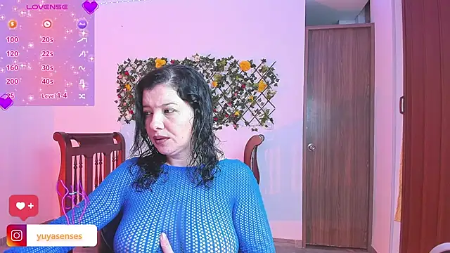 Snapshot of yuya_ss chatting on October 18, 3:04 pm yuya ss online show from October 18, 3:04 pm