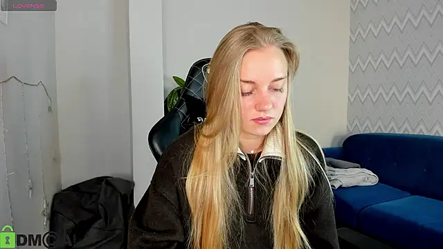 Barbie Lis online show from February 3, 12:54 am