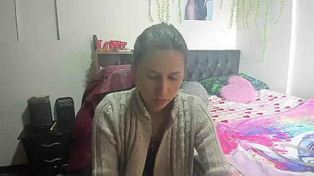 lauren ashlee online show from January 7, 5:05 pm