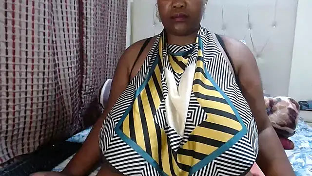 CHOCOLATEDARKBUSTYX online show from December 18, 6:23 pm