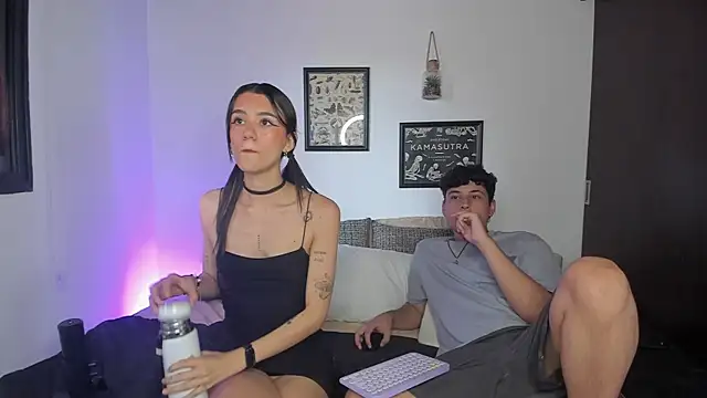 charlottte queen online show from July 13, 9:26 pm