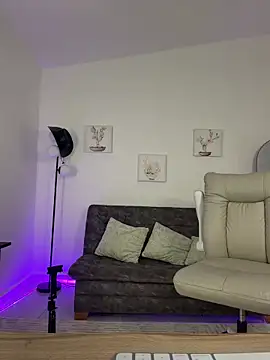 Megan lu2 online show from April 12, 7:55 am