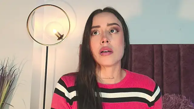 NoraDasilva online show from October 7, 12:26 am