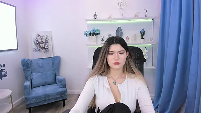 AnneTLi online show from October 7, 3:11 am