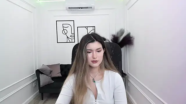 AnneTLi online show from September 25, 3:27 am