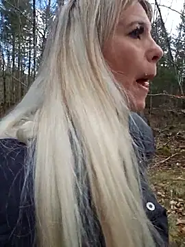 Sexy Sparkling  online show from April 3, 11:08 am