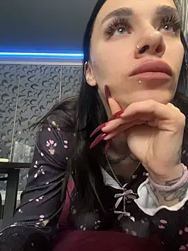 Queen of pain online show from March 8, 7:01 am