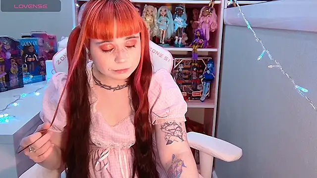 Naomi Storm online show from February 21, 10:10 pm